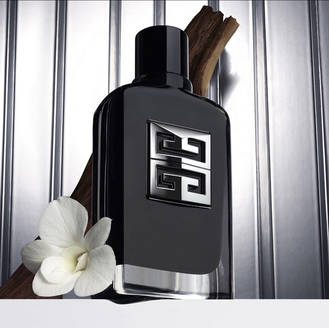 Gentleman Society Eau de Parfum